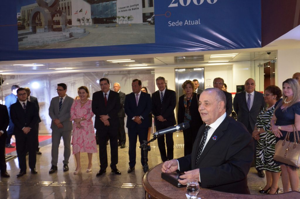 Galeria de Fotos - Inauguração de Monumento e lançamento de livro marcam as comemorações ao Fórum e ao Jurista Ruy Barbosa  