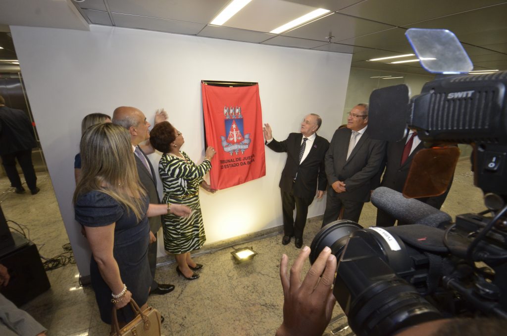 Galeria de Fotos - Inauguração de Monumento e lançamento de livro marcam as comemorações ao Fórum e ao Jurista Ruy Barbosa  