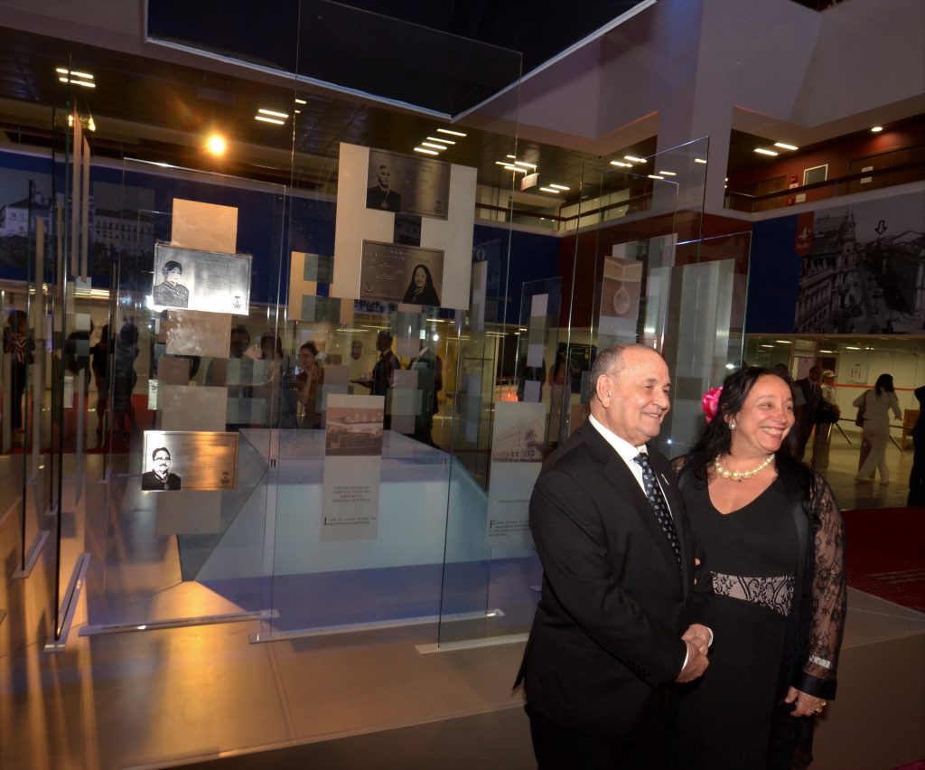 Galeria de Fotos - Inauguração de Monumento e lançamento de livro marcam as comemorações ao Fórum e ao Jurista Ruy Barbosa  