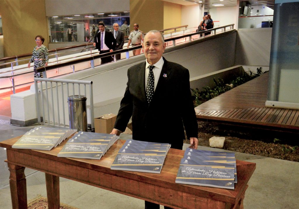 Galeria de Fotos - Inauguração de Monumento e lançamento de livro marcam as comemorações ao Fórum e ao Jurista Ruy Barbosa  