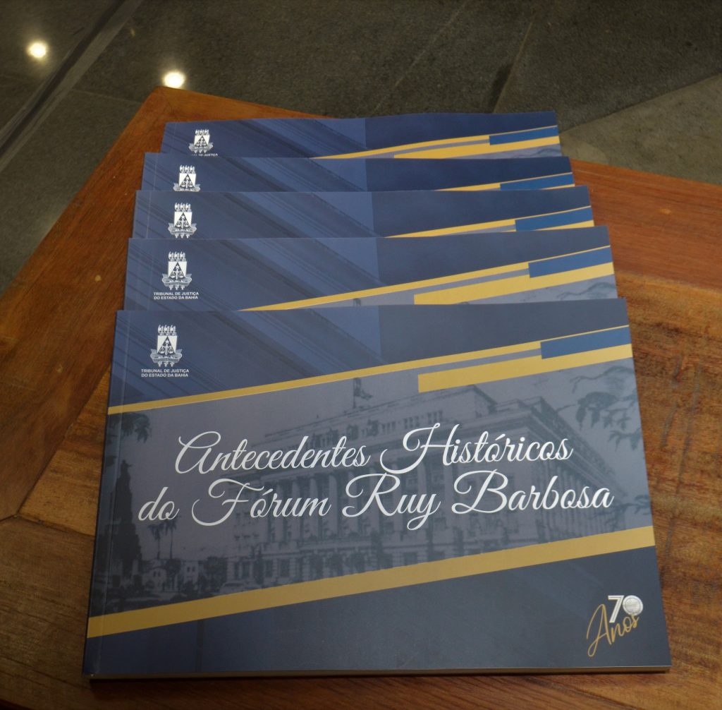 Galeria de Fotos - Inauguração de Monumento e lançamento de livro marcam as comemorações ao Fórum e ao Jurista Ruy Barbosa  