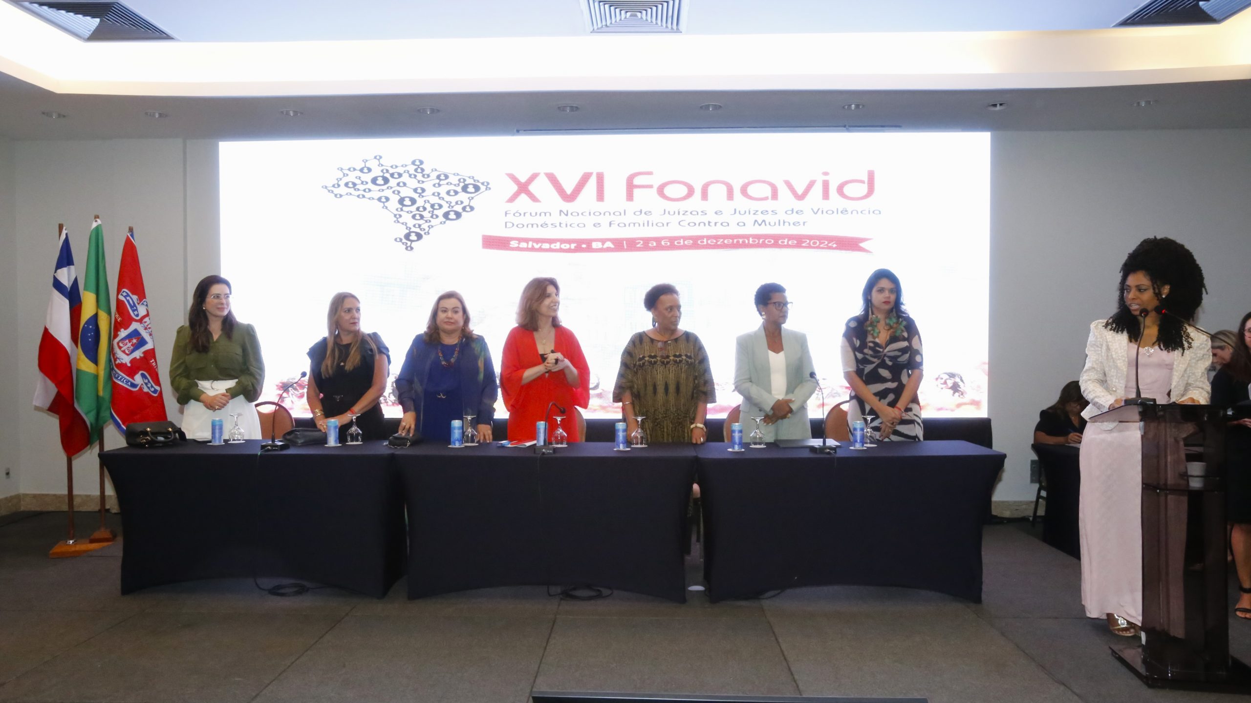 XVI Fonavid tem início em Salvador com o propósito de qualificar o acesso à justiça para mulheres em situação de violência; Coordenadora da Mulher do TJBA expressa a relevância do encontro    