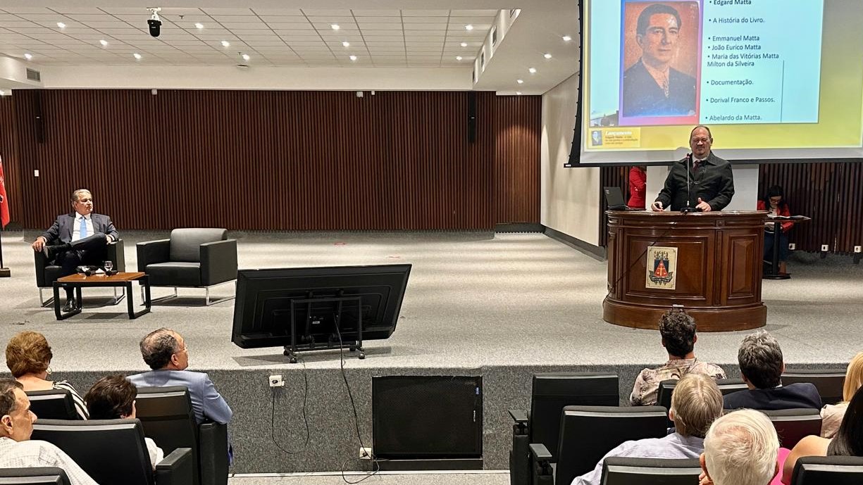 Biografia de Edgard Matta, componente do “trio de ouro” do júri da Bahia, é lançada no TJBA    