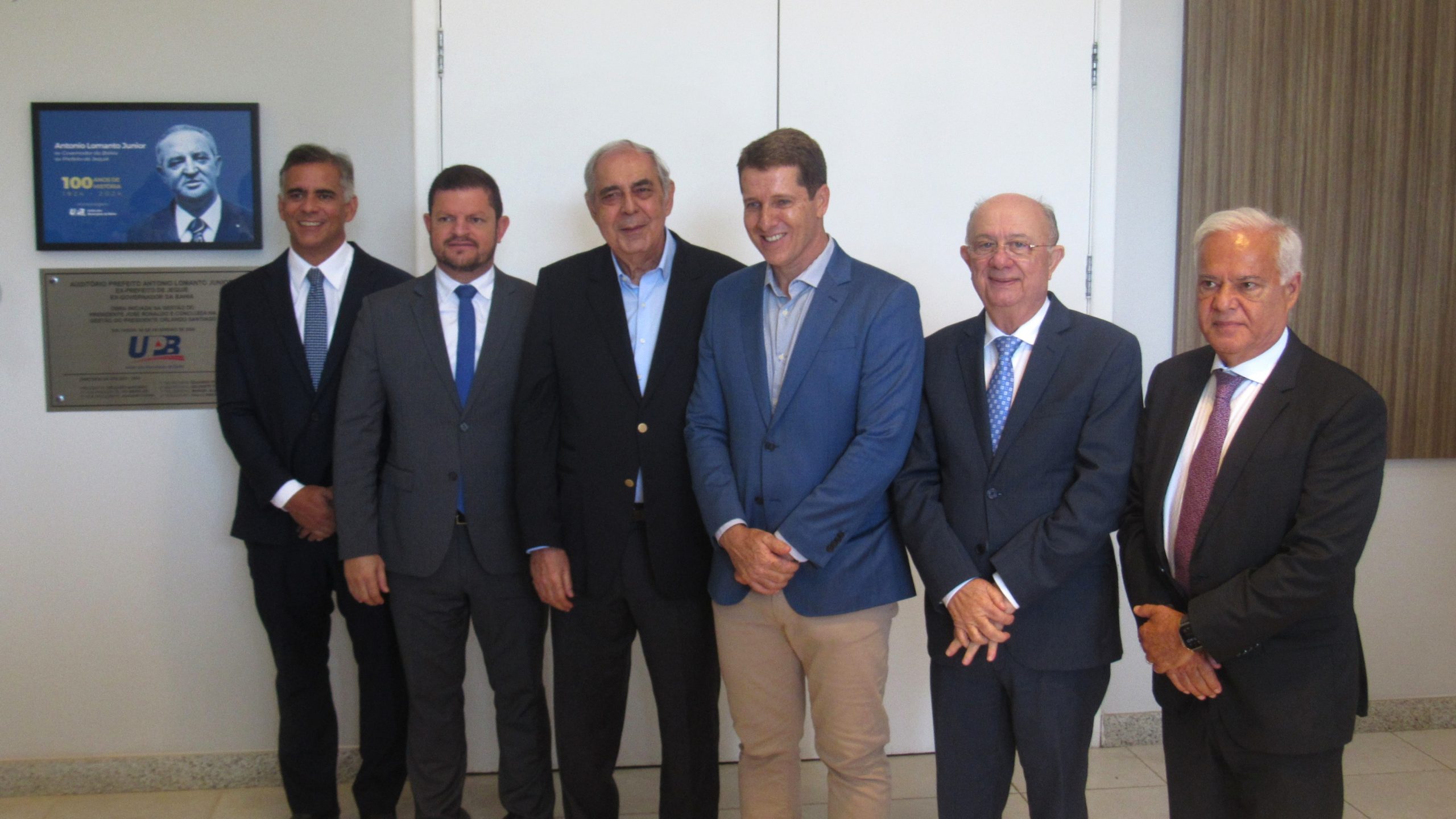 Desembargador do TJBA participa de homenagem a Antônio Lomanto Júnior   