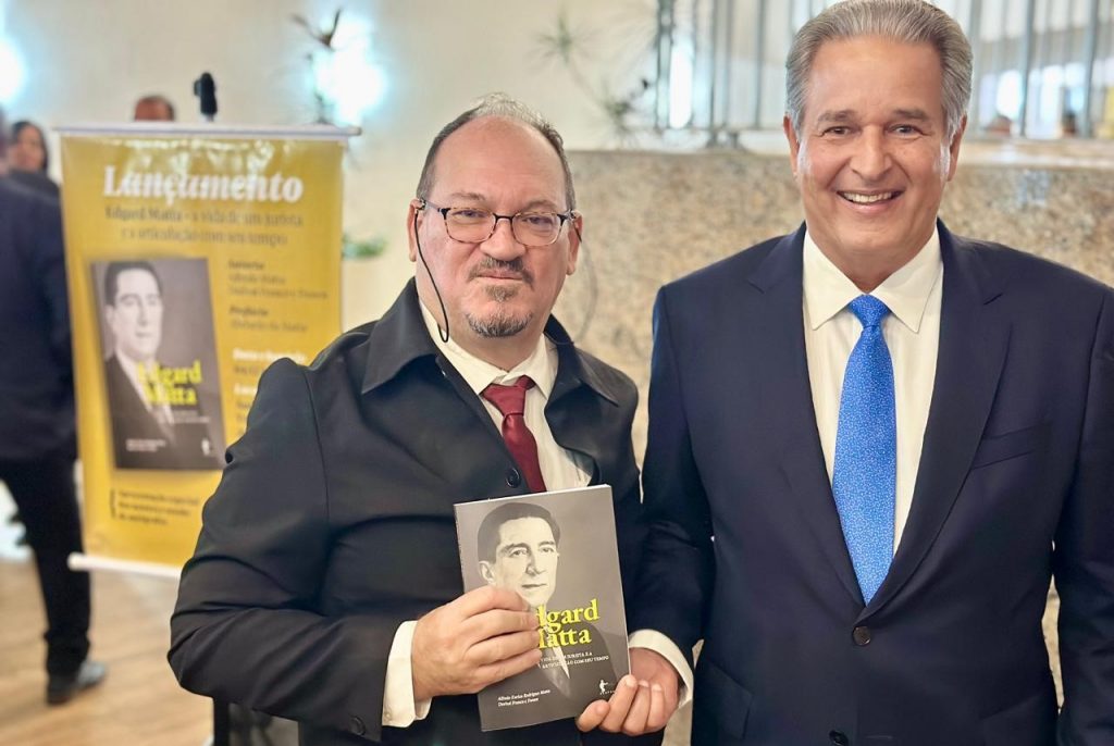 Biografia de Edgard Matta, componente do “trio de ouro” do júri da Bahia, é lançada no TJBA    