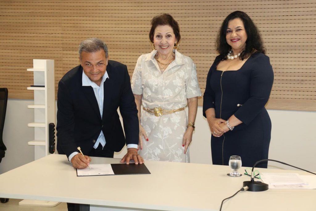 TJBA celebra novos termos de cooperação para ampliar o Projeto Conecta Justiça no estado    
