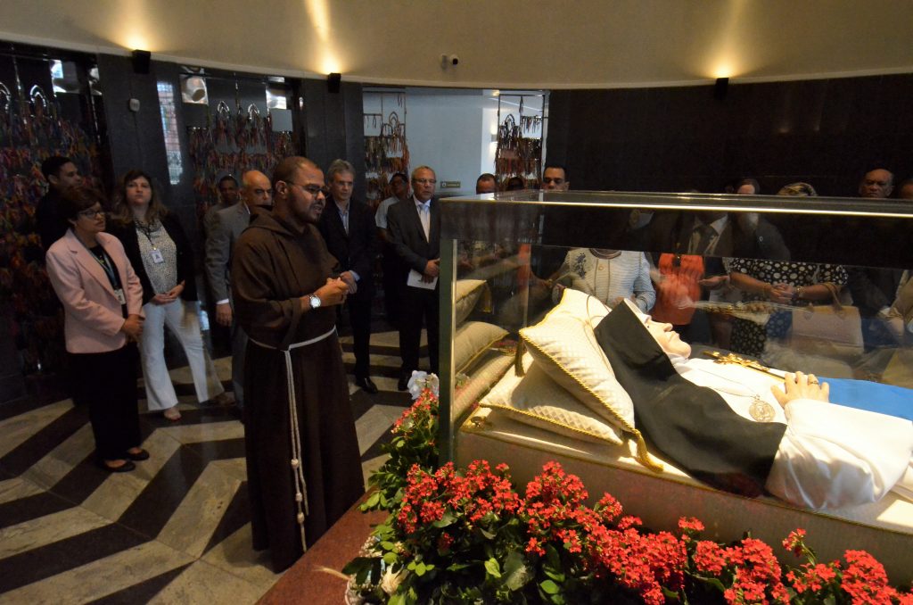 Galeria de Fotos - TJBA homenageia Obras Sociais Irmã Dulce com medalha dos 410 anos  