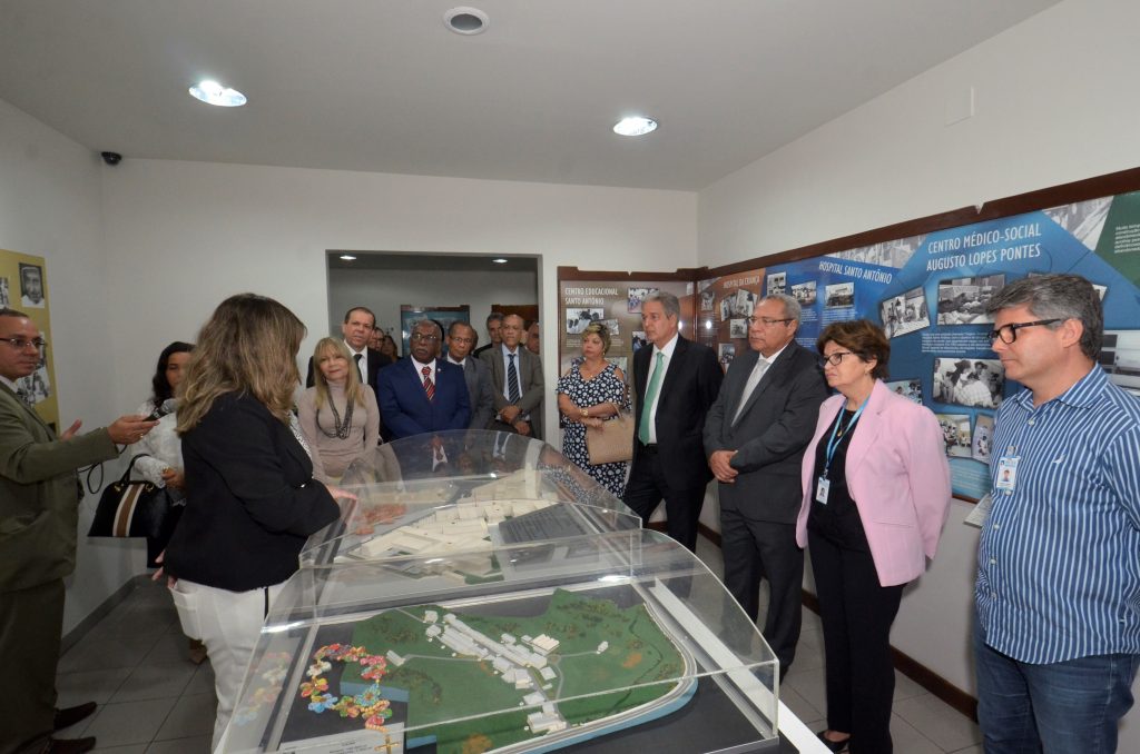 Galeria de Fotos - TJBA homenageia Obras Sociais Irmã Dulce com medalha dos 410 anos  