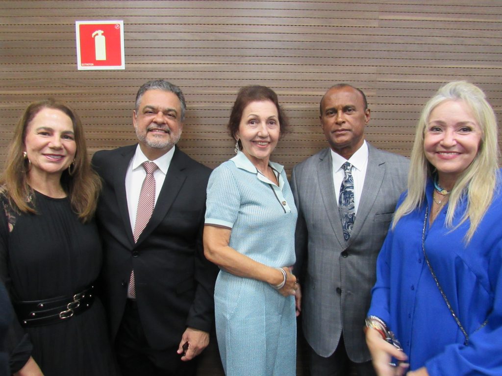Novos Desembargadores Ricardo Dourado e Nivaldo Aquino tomam posse perante o Tribunal Pleno do TJBA   