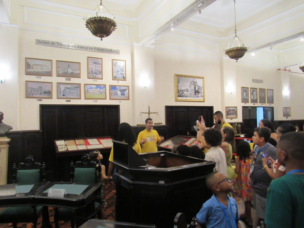 Fórum Ruy Barbosa fica mais alegre com o Projeto “Servidor por 1 Dia”   