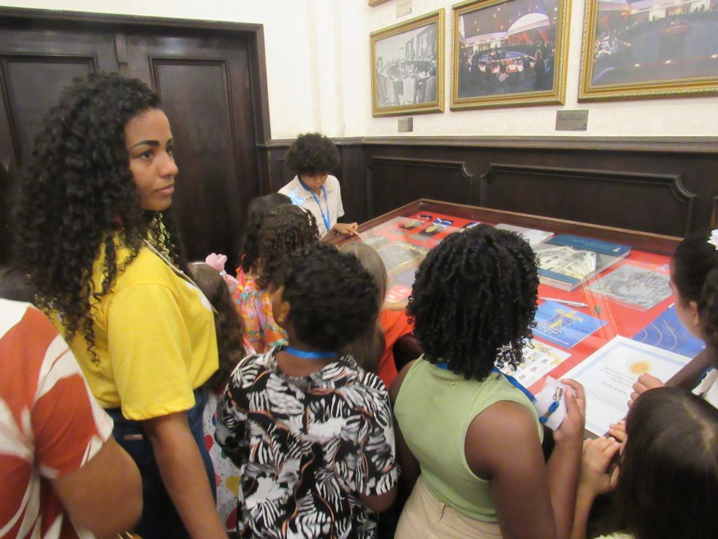 Fórum Ruy Barbosa fica mais alegre com o Projeto “Servidor por 1 Dia”   