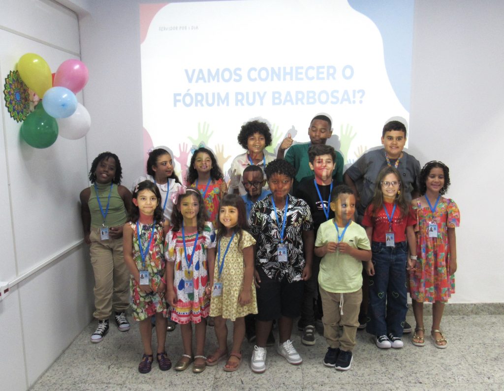 Fórum Ruy Barbosa fica mais alegre com o Projeto “Servidor por 1 Dia”   