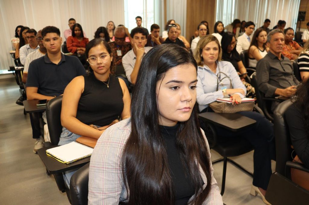TJBA inicia programa de formação para integrantes das Varas da Fazenda Pública que terão Cartório Integrado; Presidente faz a abertura  
