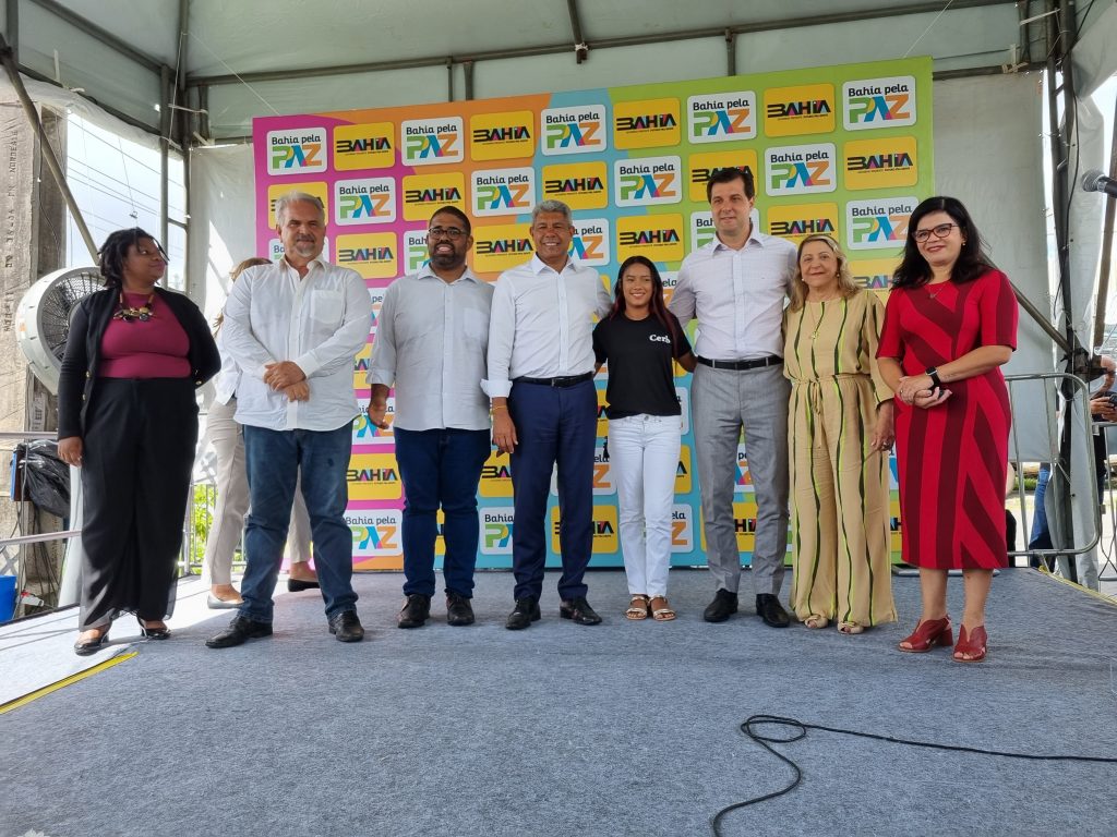 TJBA participa da inauguração do primeiro coletivo do Programa Bahia pela Paz   