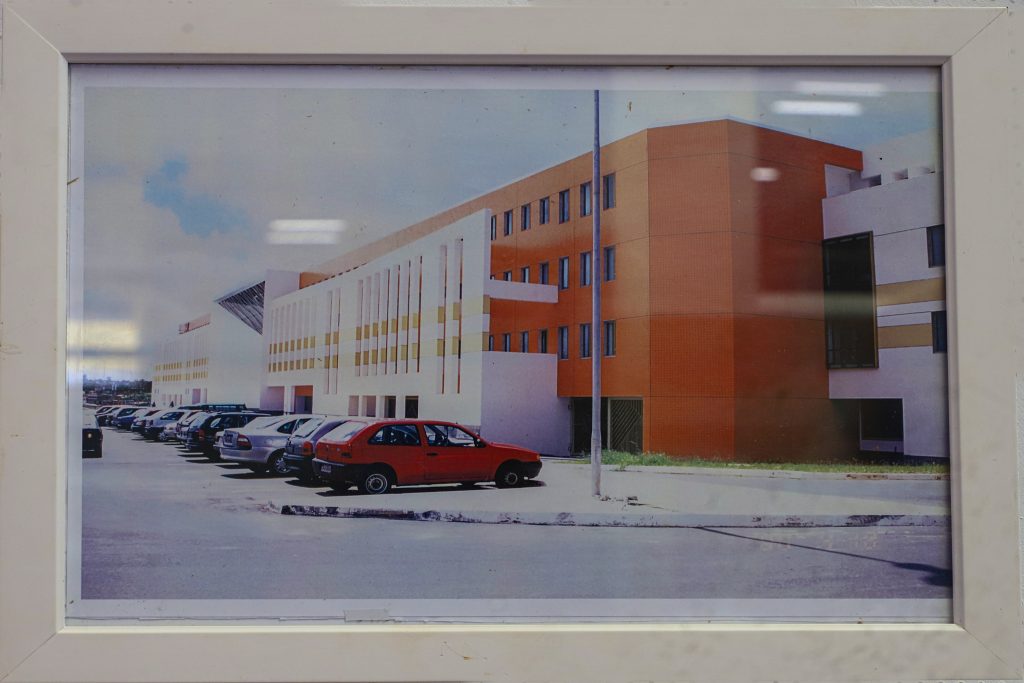 Exposição fotográfica comemora os 25 anos do edifício-sede do TJBA; interessados podem visitar até o dia 31/01  