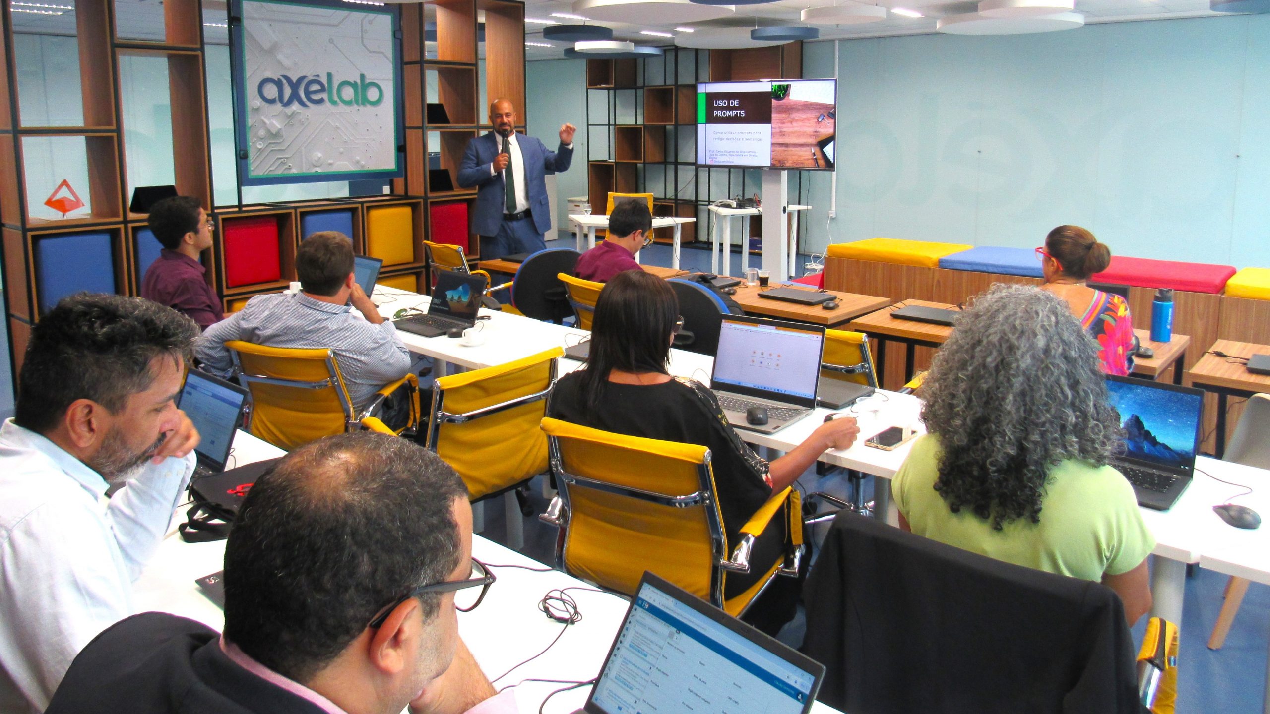 AxéLab finaliza Semana da Oficina de Inovação com os principais conceitos da Inteligência Artificial    