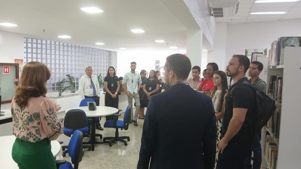 Projeto Conhecendo o Judiciário recebe estudantes da Unime Anhanguera, Salvador