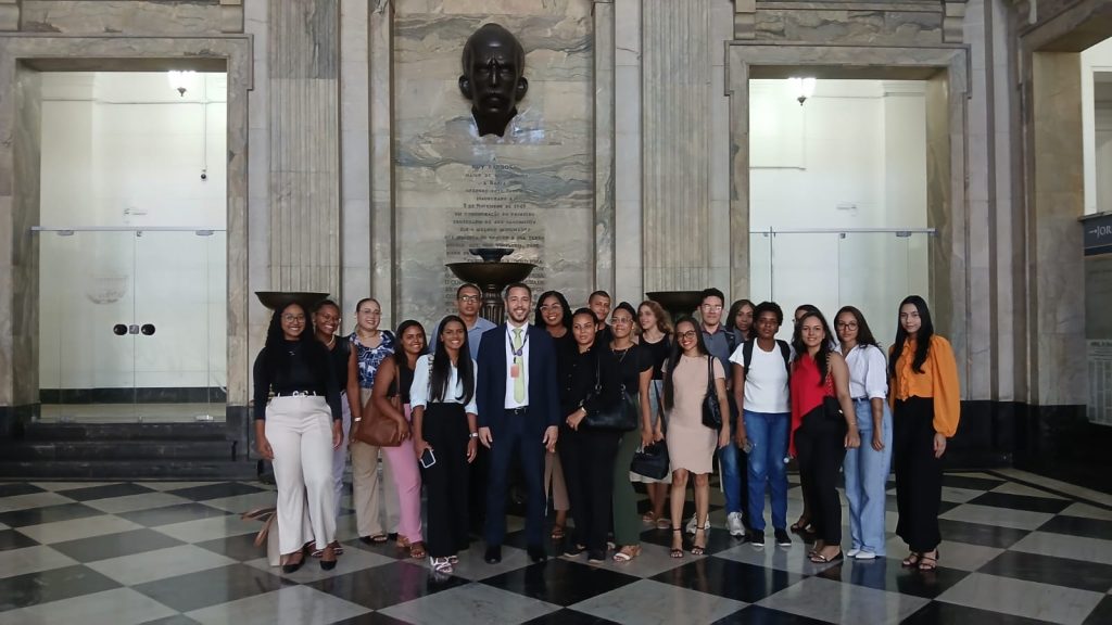 Projeto Conhecendo o Judiciário recebe estudantes da Unime Anhanguera, Salvador