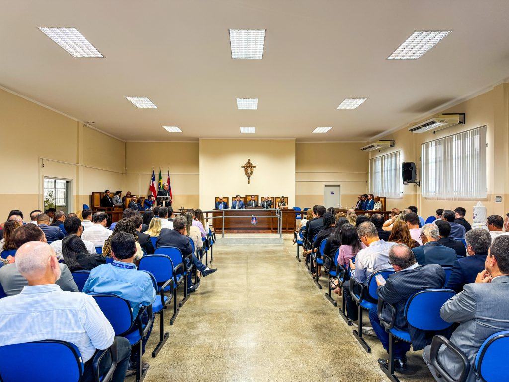 TJBA realiza sessão solene de assunção do Juiz Ruy Brito em Jequié   