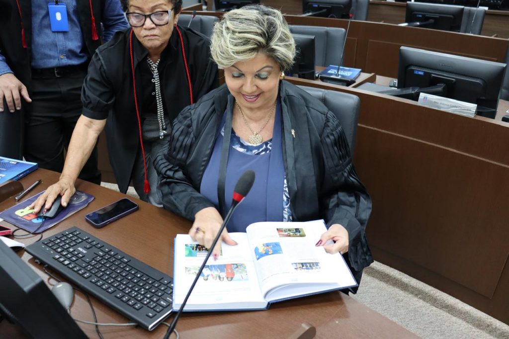 Tribunal Pleno aprova Regimento Interno de Prevenção e Enfrentamento ao Assédio; Relatório do 1º Ano de Gestão da Presidência é apresentado   