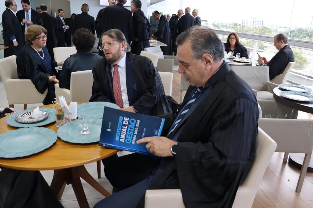 Tribunal Pleno aprova Regimento Interno de Prevenção e Enfrentamento ao Assédio; Relatório do 1º Ano de Gestão da Presidência é apresentado   