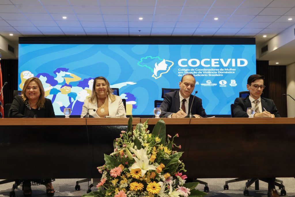 Desembargadora Nágila Brito toma posse como Presidente do Cocevid   