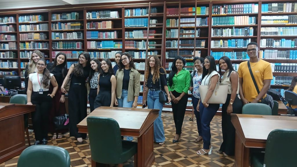 Projeto Conhecendo o Judiciário recebe mais de 270 alunos no mês de março   
