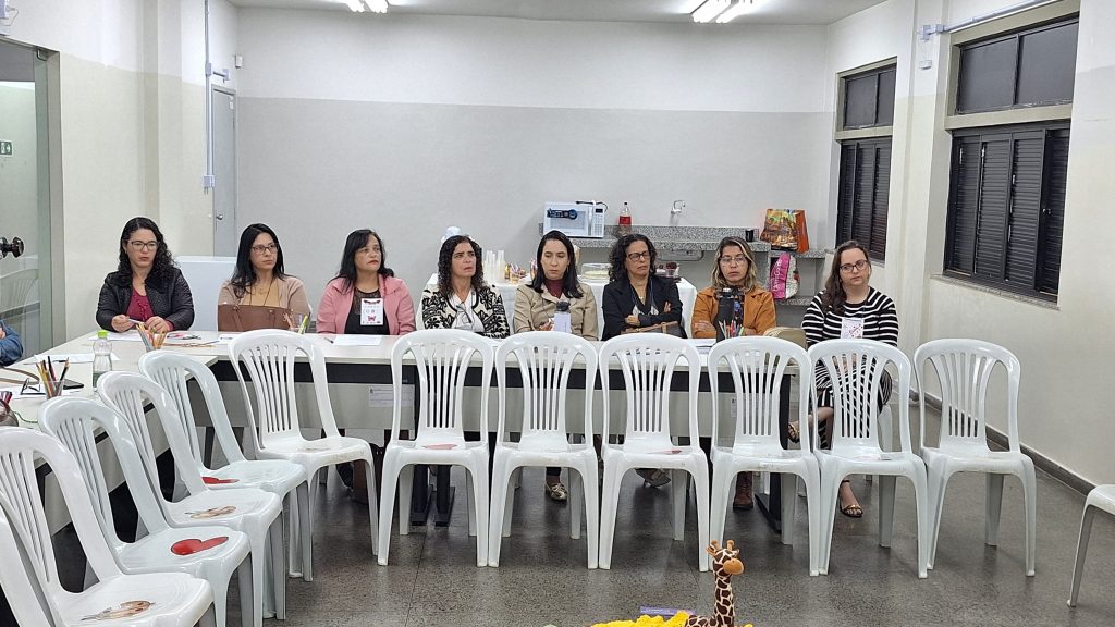TJBA promove curso de formação de facilitadores em círculos de construção de paz em Vitória da Conquista