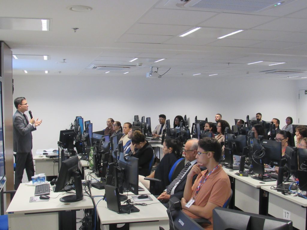 2ª Vice-Presidência e Unicorp realizam Workshop “Potencializando a Prática de Precedentes”; evento reuniu magistrados e assessores no TJBA   