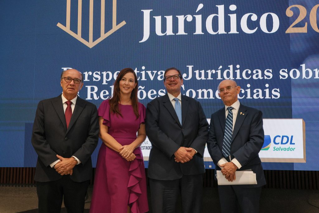 Presidente em exercício do TJBA abre o Seminário Perspectivas Jurídicas sobre Relações Comerciais, com presença do Vice-Presidente do STJ: “debate jurídico de alto nível”   