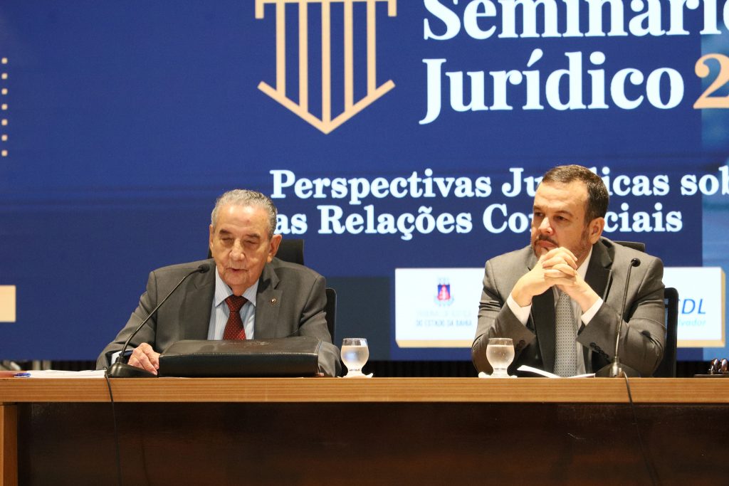 Presidente em exercício do TJBA abre o Seminário Perspectivas Jurídicas sobre Relações Comerciais, com presença do Vice-Presidente do STJ: “debate jurídico de alto nível”   