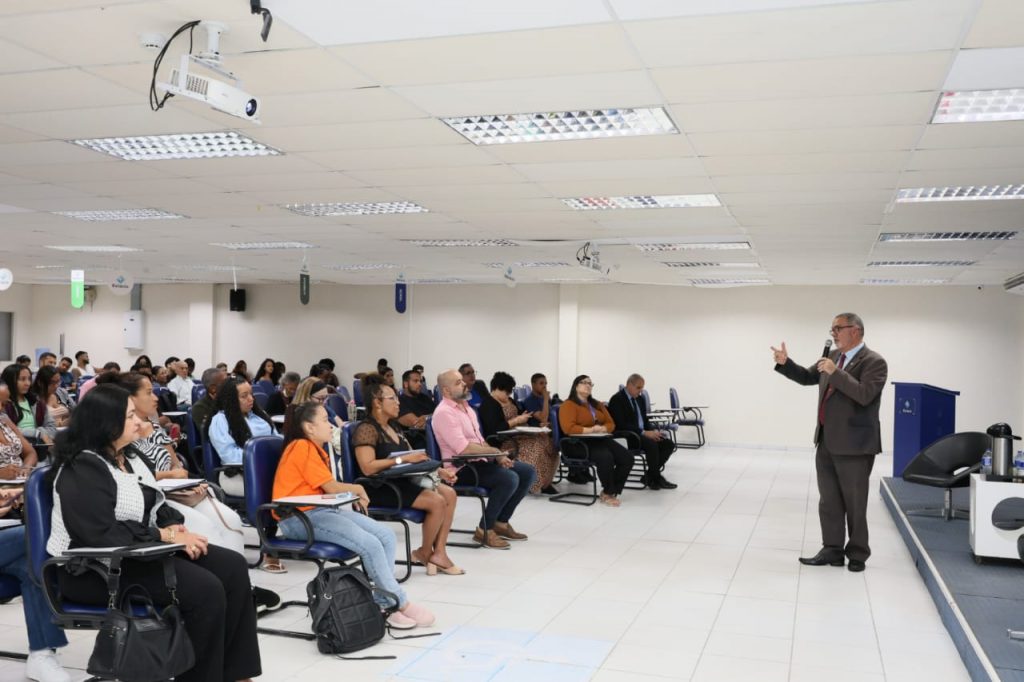 TJBA lança Projeto Pontes do Saber com palestra em faculdade de Salvador   