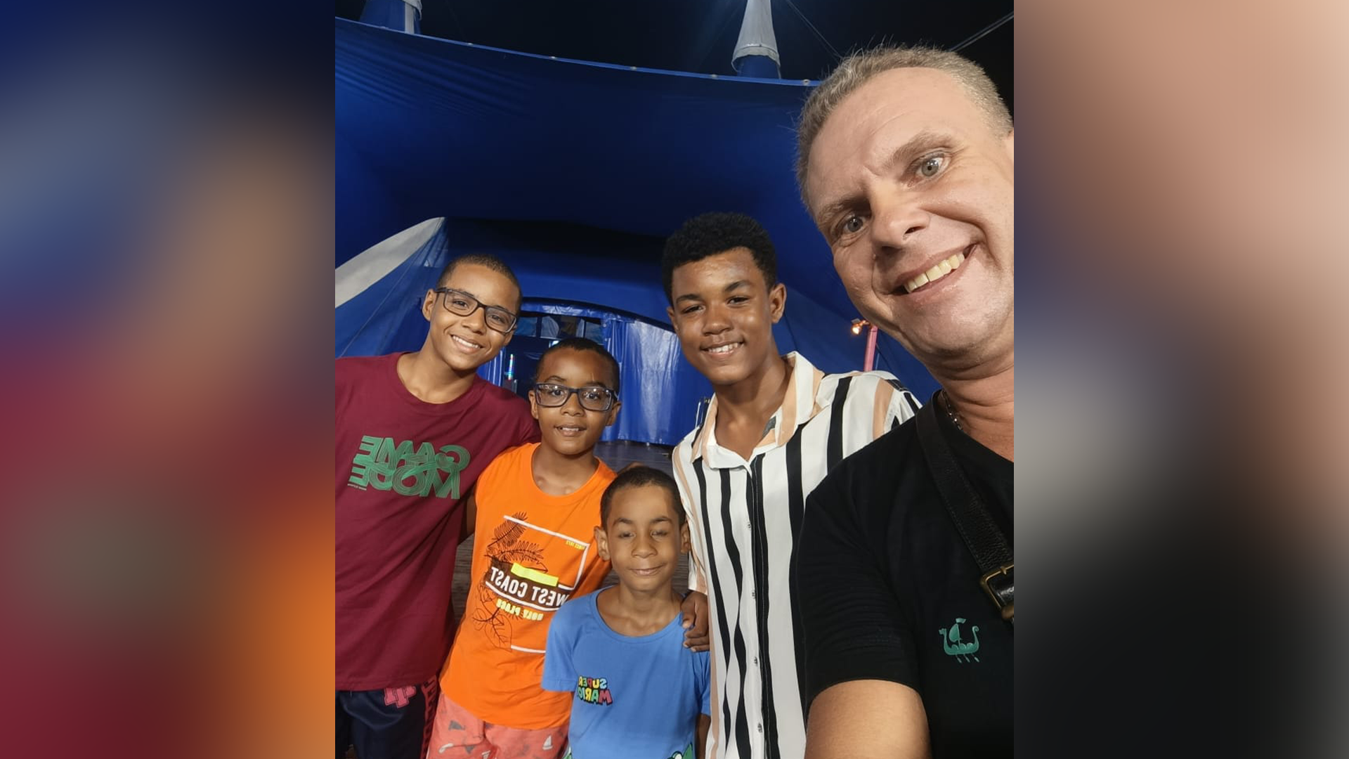 Coordenadoria da Infância e da Juventude do TJBA celebra reconhecimento nacional ao pai solo baiano que adotou quatro crianças    