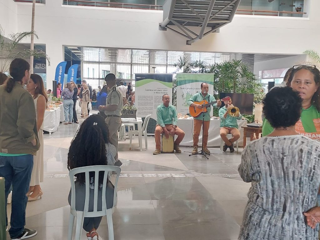 Feira de Sustentabilidade do TJBA reúne mais de 30 expositores, promove interação e aproximação com a natureza; visite e vivencie essa experiência   