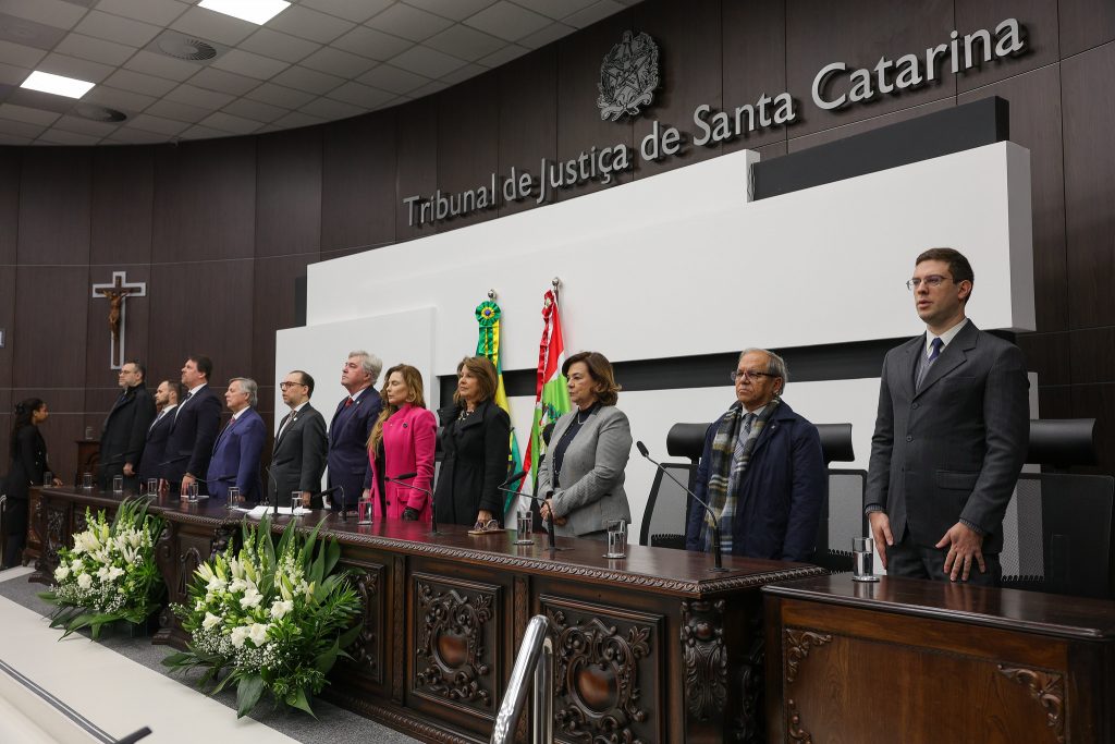 2ª Vice-Presidência do TJBA marca presença no 4º Encontro do Colégio Permanente de Vice-Presidentes dos Tribunais de Justiça do Brasil    