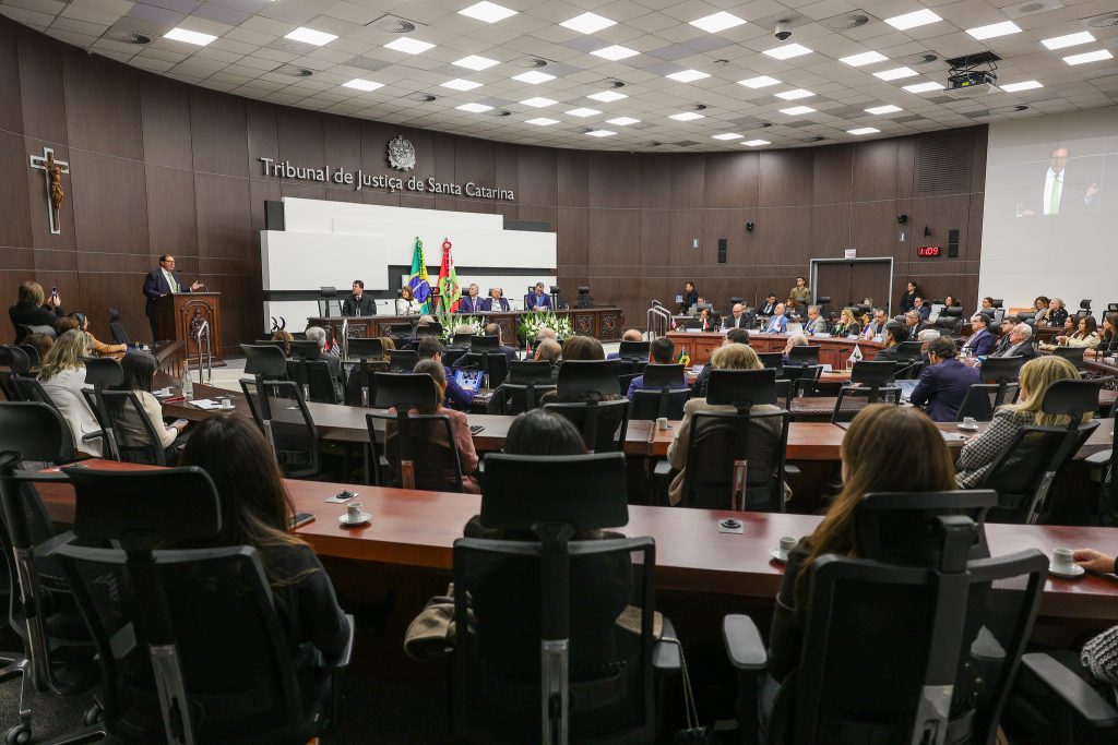 2ª Vice-Presidência do TJBA marca presença no 4º Encontro do Colégio Permanente de Vice-Presidentes dos Tribunais de Justiça do Brasil    