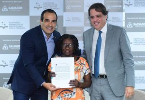 Semana Solo Seguro – Favela começa com entrega de 2.265 títulos de propriedade a moradores de bairros populares de Salvador   