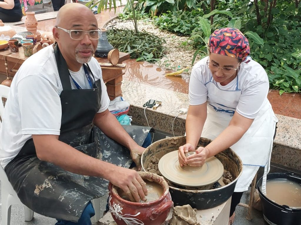 Feira de Sustentabilidade do TJBA reúne mais de 30 expositores, promove interação e aproximação com a natureza; visite e vivencie essa experiência   