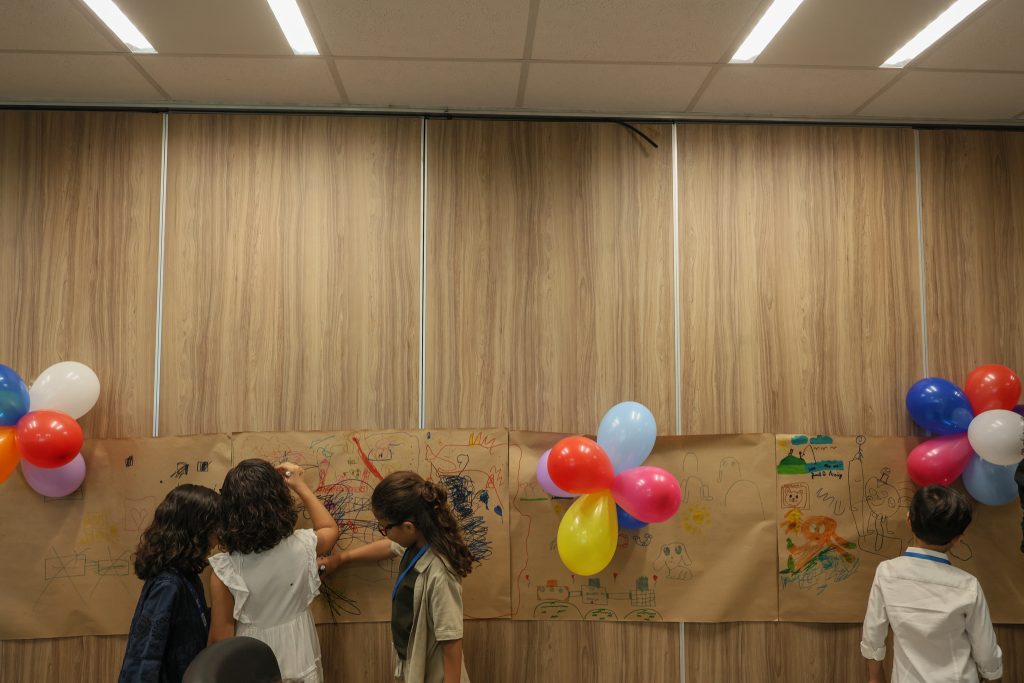 TJBA recebe pequenos(as) servidores(as) para mais uma edição do “Servidor por 1 Dia”, no seu edifício-sede, em Salvador    