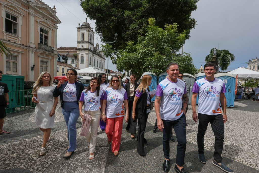 Abertura do Mutirão PopRuaJud Bahia fortalece parcerias na luta por dignidade às pessoas em situação de rua; atendimentos seguem até sexta-feira (11/7)   