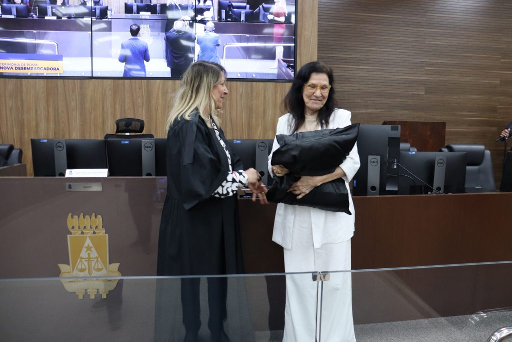 Tribunal de Justiça da Bahia tem nova Desembargadora: Maria das Graças Hamilton  