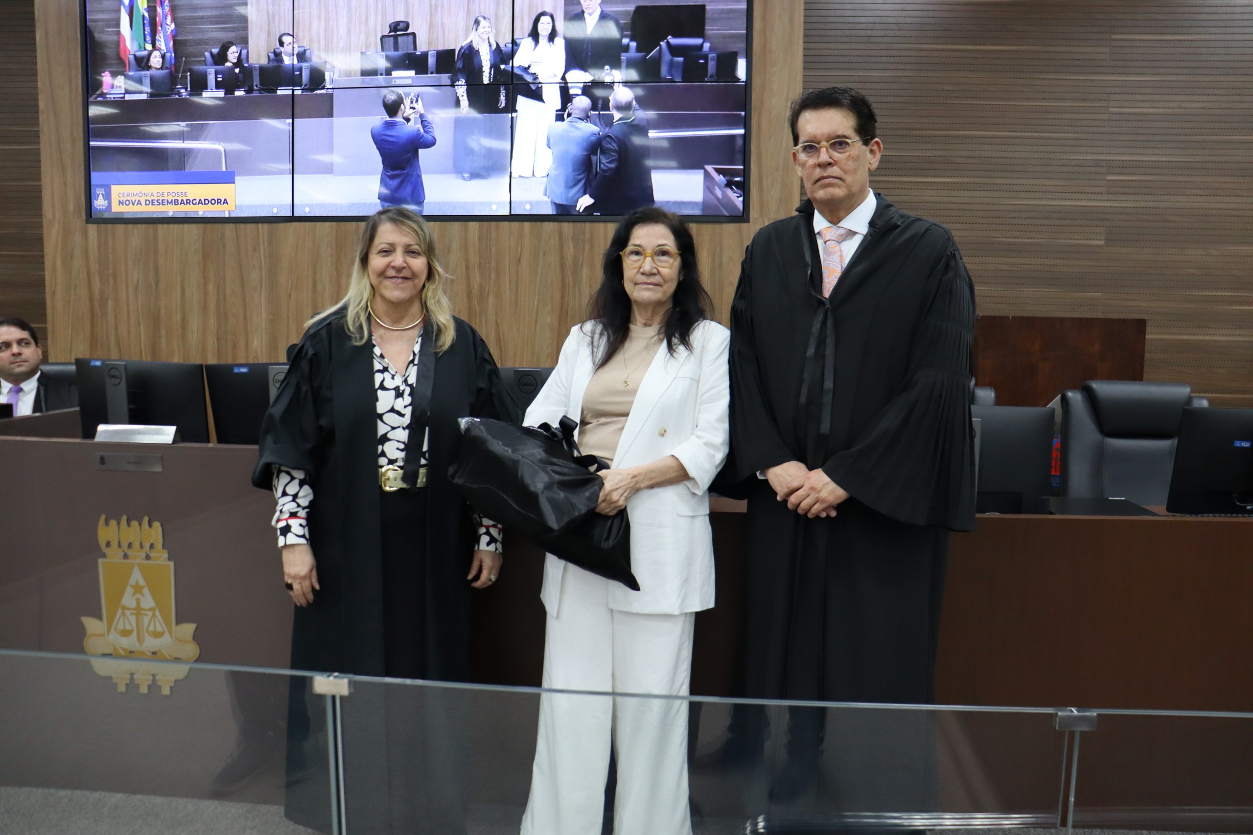 Tribunal de Justiça da Bahia tem nova Desembargadora: Maria das Graças Hamilton  
