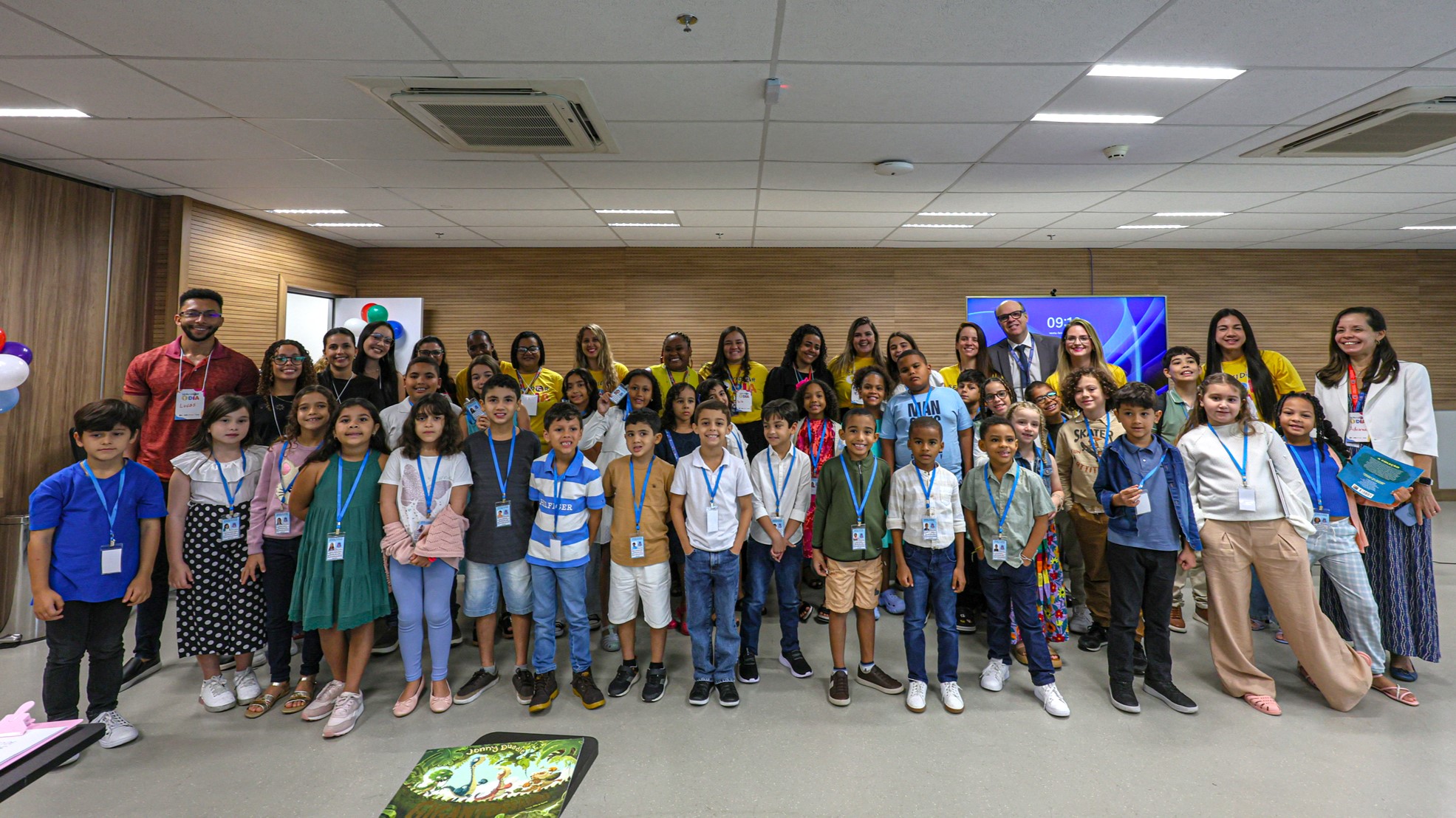 TJBA recebe pequenos(as) servidores(as) para mais uma edição do “Servidor por 1 Dia”, no seu edifício-sede, em Salvador    