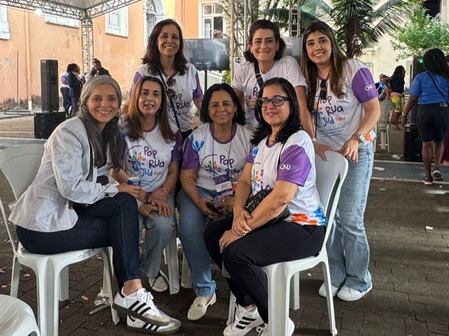 Primeiro dia do Mutirão PopRuaJud Bahia realiza mais de 800 atendimentos voltados à população em situação de rua   