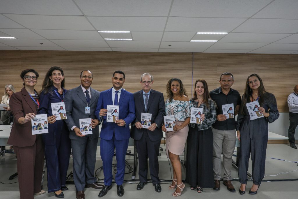 Presidente Cynthia Resende instala a Comissão Permanente de Ética do TJBA; cerimônia contou com lançamentos da Cartilha e do Canal de denúncia     