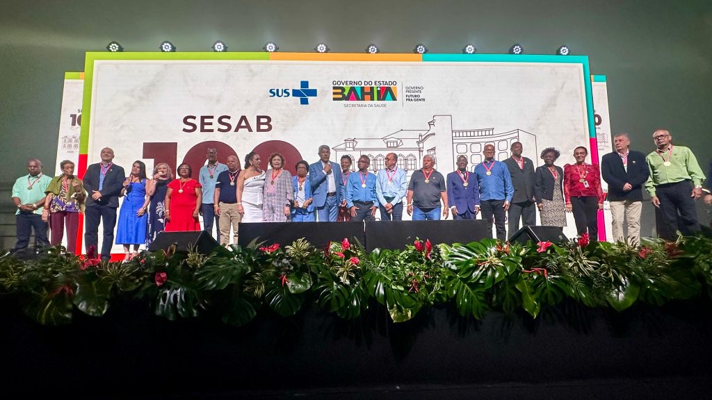 Desembargadores do TJBA marcam presença nos 100 anos da Sesab  