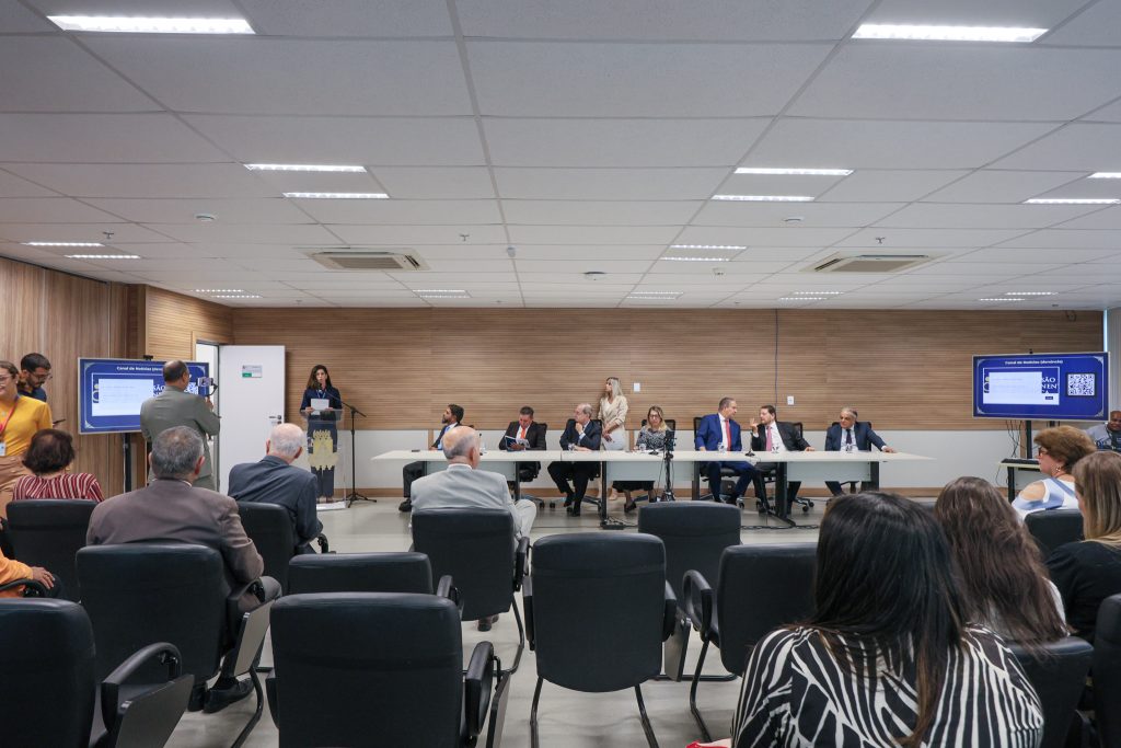 Presidente Cynthia Resende instala a Comissão Permanente de Ética do TJBA; cerimônia contou com lançamentos da Cartilha e do Canal de denúncia     
