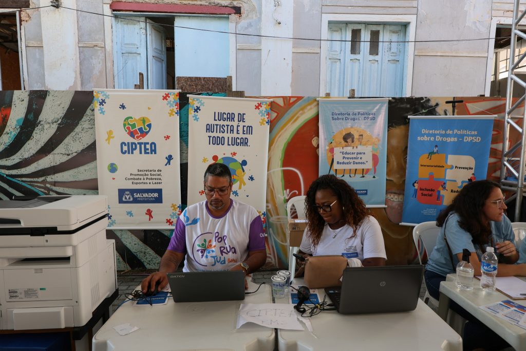 Mutirão PopRuaJud Bahia realiza mais de 7 mil atendimentos nas áreas da justiça, saúde e assistência social