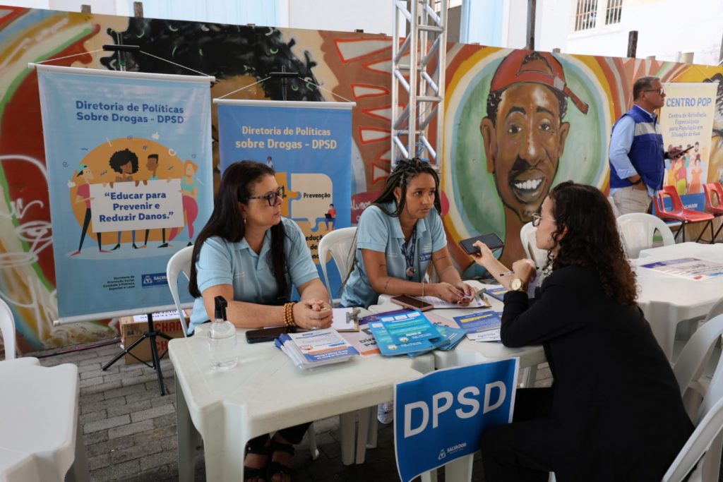 Mutirão PopRuaJud Bahia realiza mais de 7 mil atendimentos nas áreas da justiça, saúde e assistência social