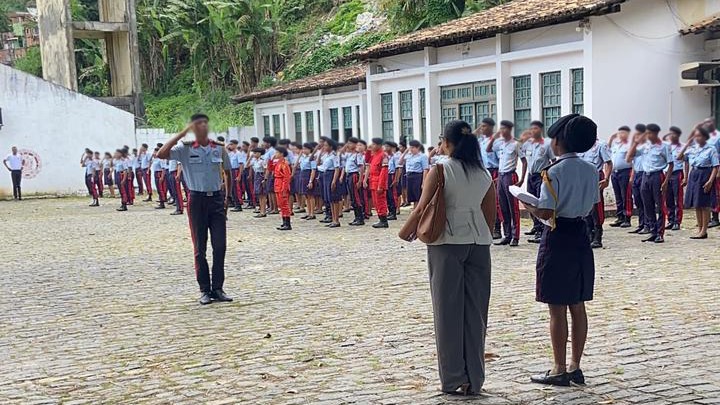 TJBA promove palestra sobre violência doméstica na Escola Técnica São Joaquim   
